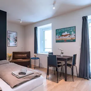 hitrental-central-station-apartment.hotelsbaselswitzerland.com/